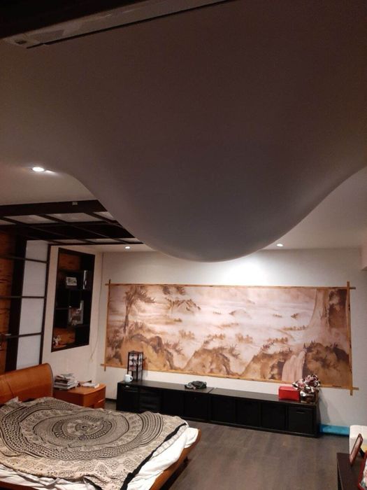 Ремонт натяжного потолка слив воды