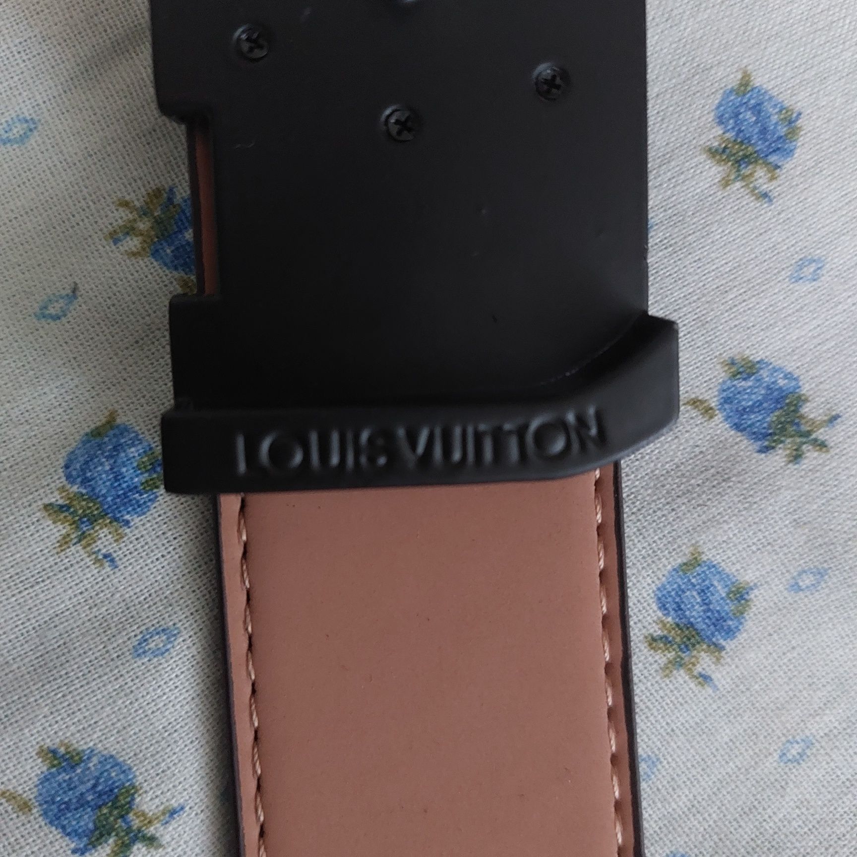 Curea Louis Vuitton