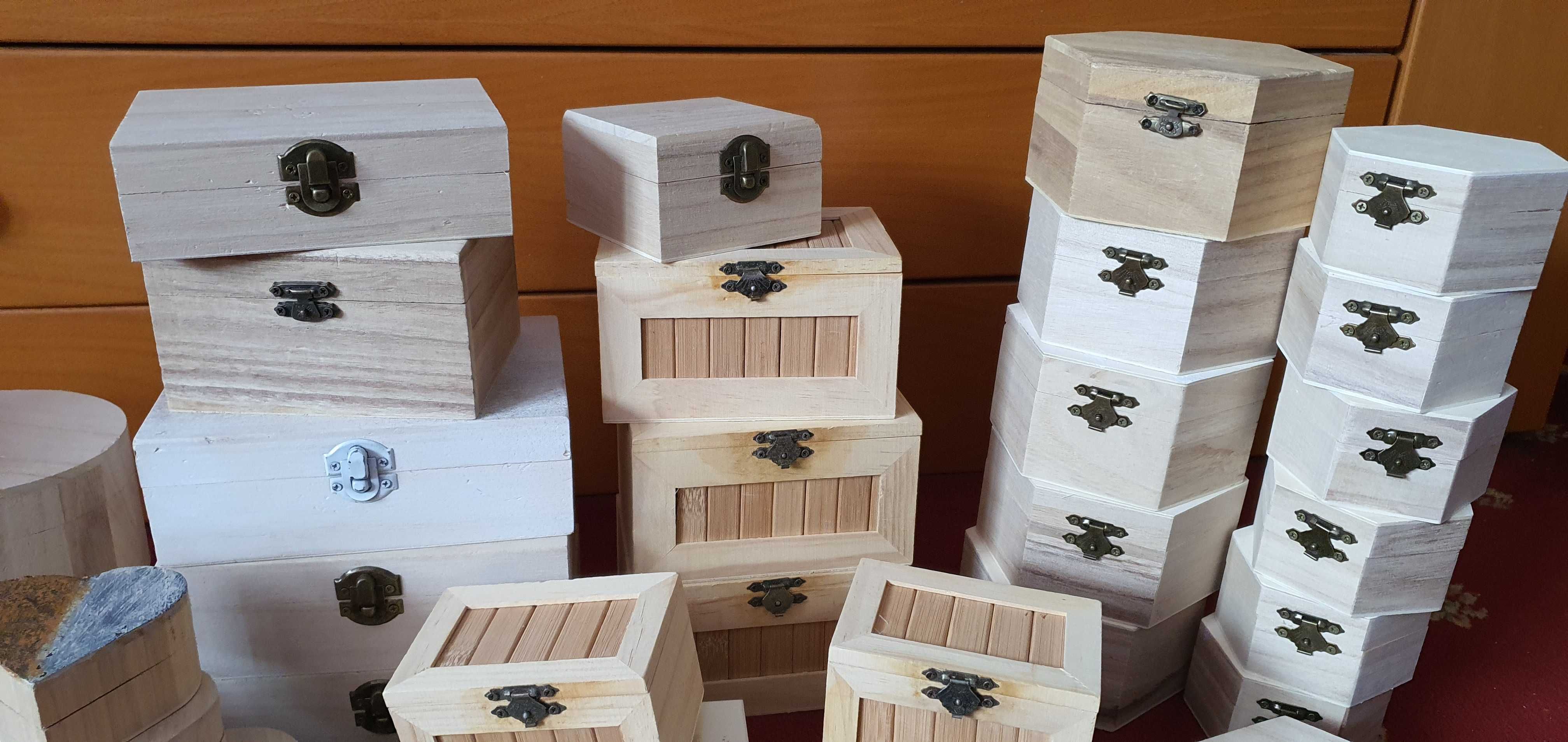 Set 40 cutii+cutiute din lemn