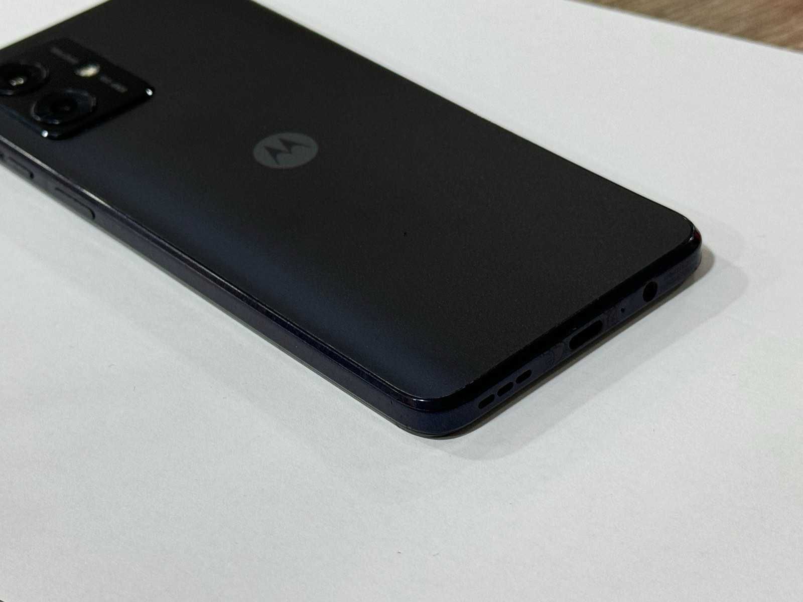 Продавам Motorola G54 5G 128gb