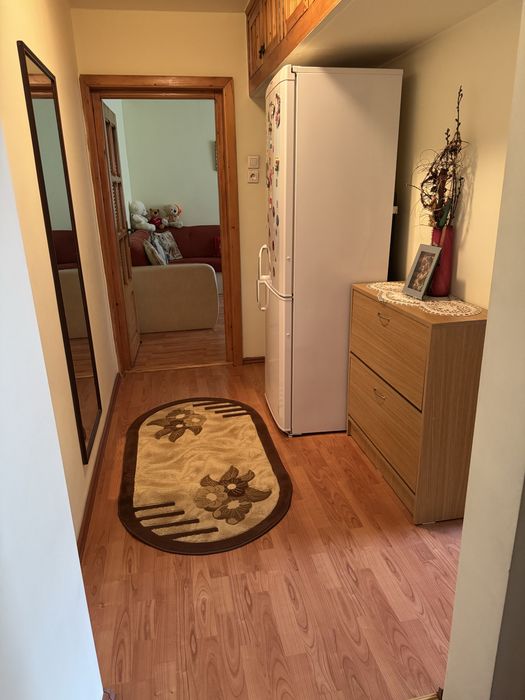 Apartament 3 camere, semidecomandat, etajul 2, Zona Dumbrava 1
