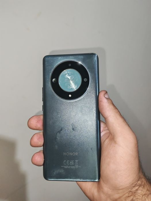 Honor x9B holati ideal