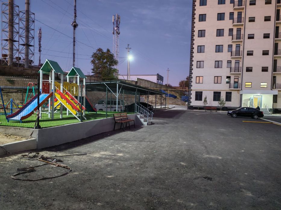 Чирчик 10 мкр, 2-комнатная, 61.6 кв.м