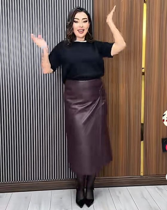 новый кожанный юбка