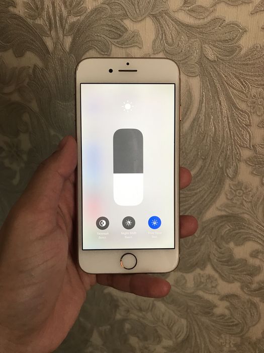 Iphone 8 64 gb 64 yomkst