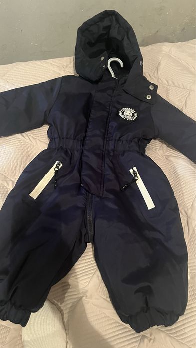 Продам комбинезон зимний