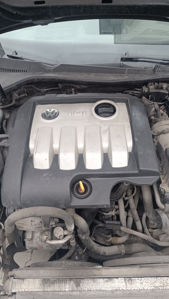 Продавам двигател за голф 5 1.9 105кс. BKC   (Dvigatel ot golf 5 БКЦ)