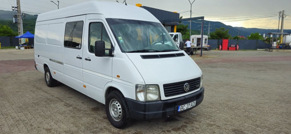 ww lt 2.5 diesel 8+1 locuri 2004
