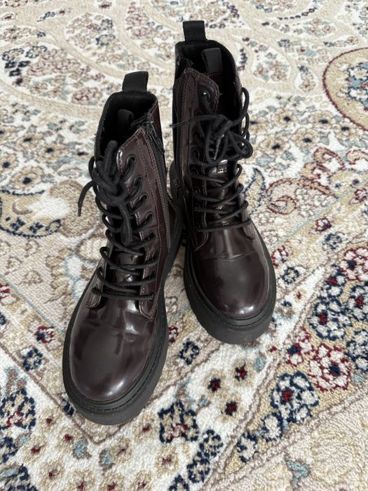 Продам ботинки Zara
