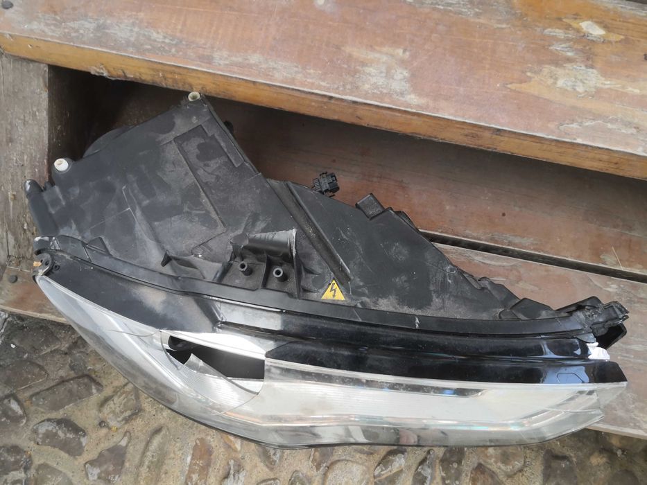 Фар Audi A3 8V LED Bi-Xenon десен /Фар Ауди А3 ксенонов Оригинален