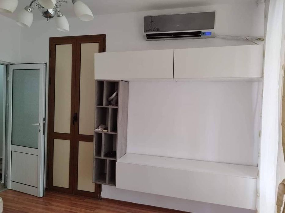 Дава се под наем Двустаен апартамент в Бургас, Зорница - 62 кв.м за 408 € - Снимка #2