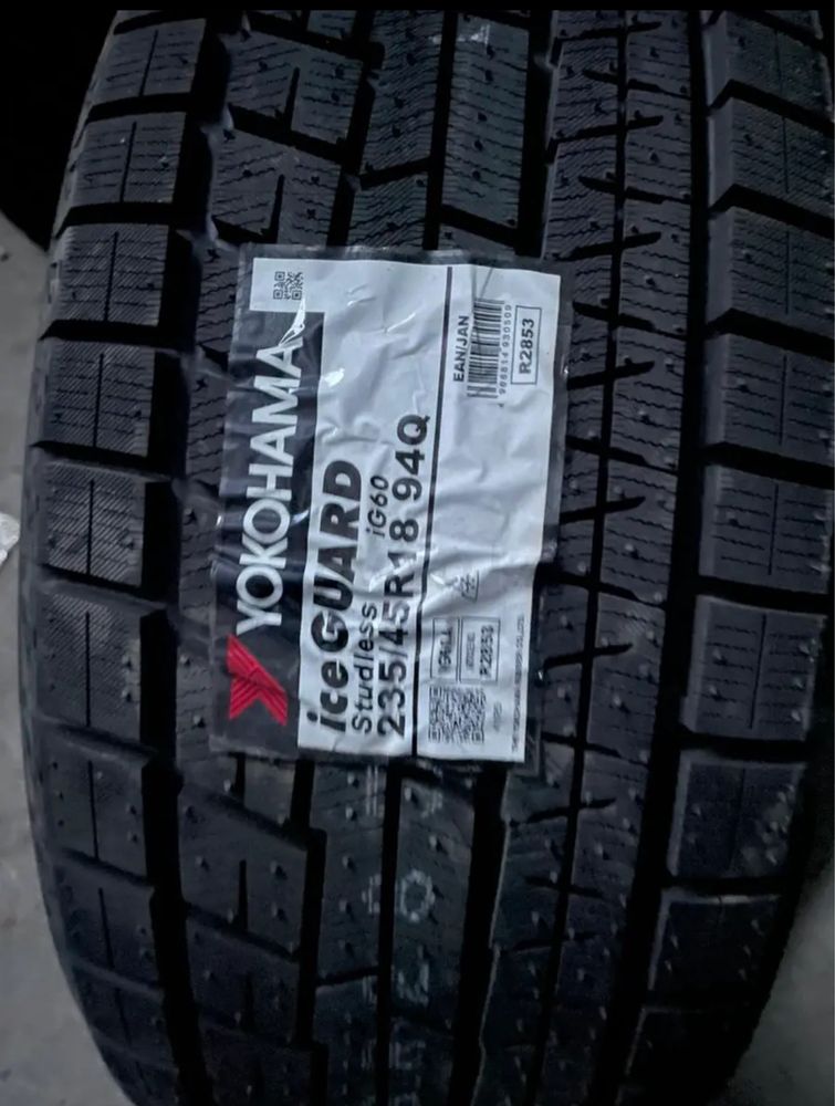 235/45/18 Yokohama Ice Guard IG60 2024