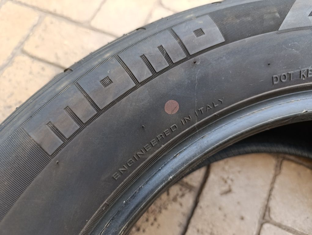 Летни гуми MOMO 235/60/18
