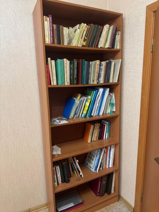 Стеллаж для книг