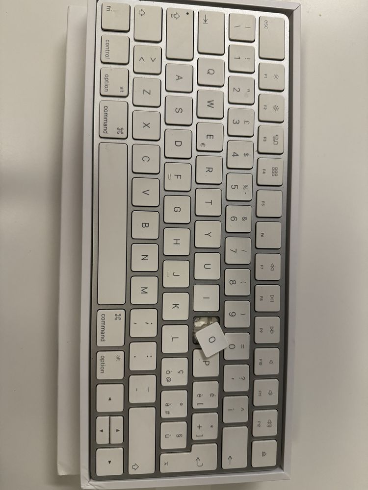 Tastatura Apple Magic keyboard
