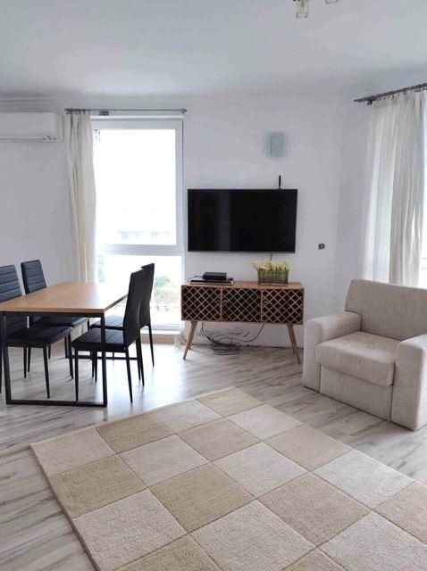 Продава се Четиристаен апартамент в Бургас, Сарафово - 142 кв.м за 1268 €/кв.м - Снимка #2