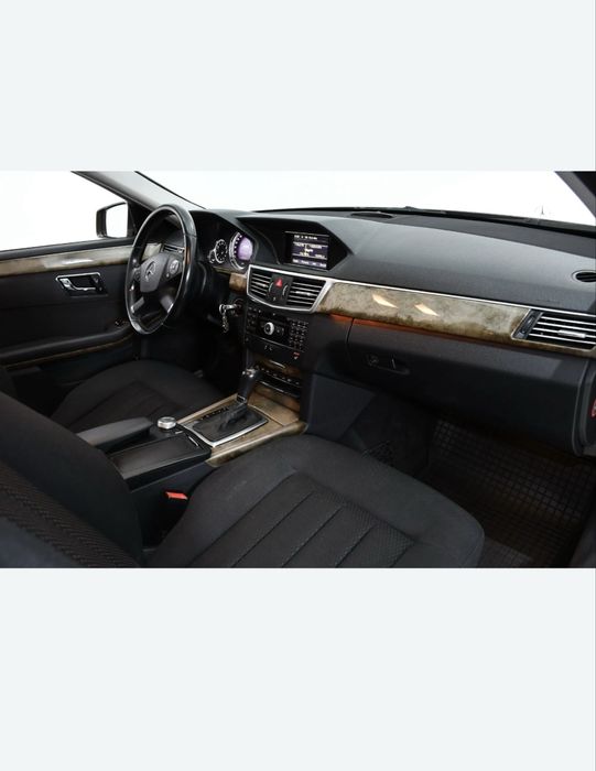 Mercedes benz E220