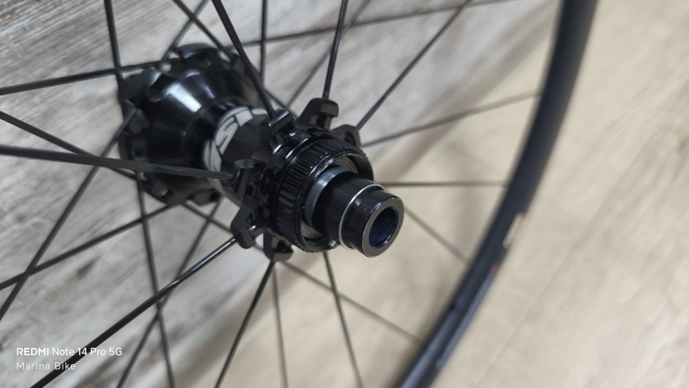 Карбонови шосейни капли Vision 30 SC TLR Disc | SRAM XDR