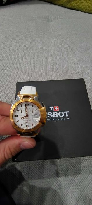 Tissot t-race gold