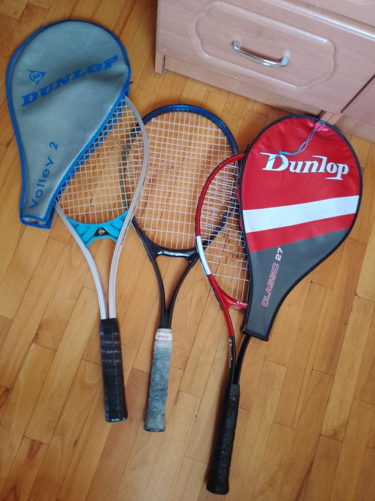 Три тенис ракети Dunlop и Slazenger