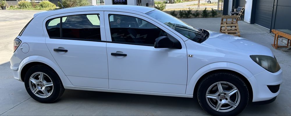 Opel Astra H 2010
