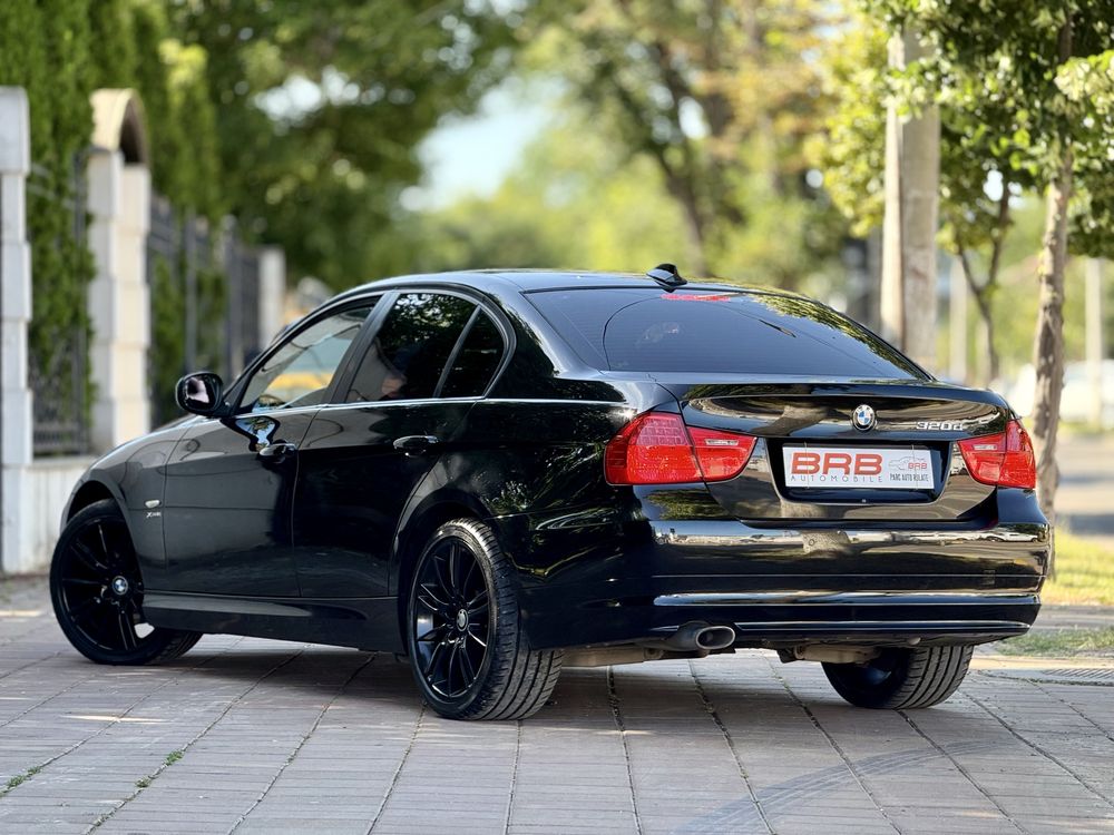 • Bmw 320D Xdrive / Facelift 2011 / Automat • Parc auto / Rate •