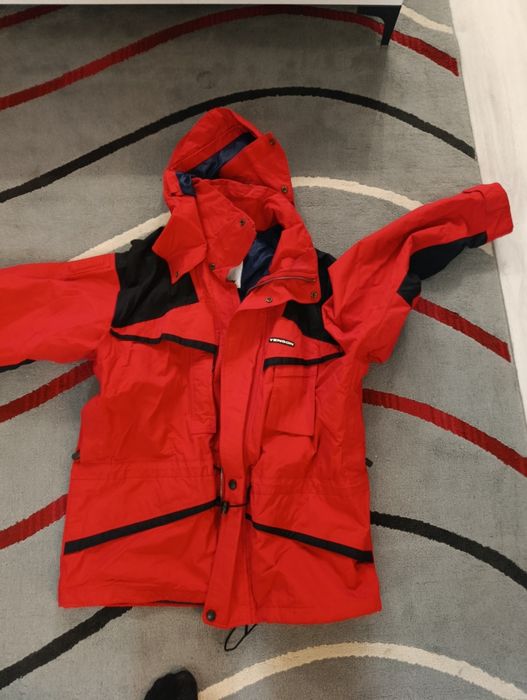 Vând geci jack wolfskin și tenson xl