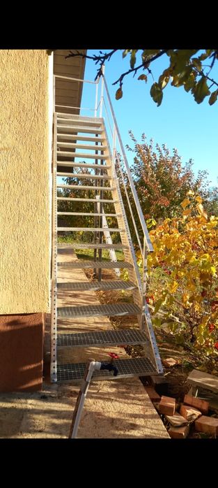 Scara zincata galvanizata la comandă oriunde în tara oferim și montaj