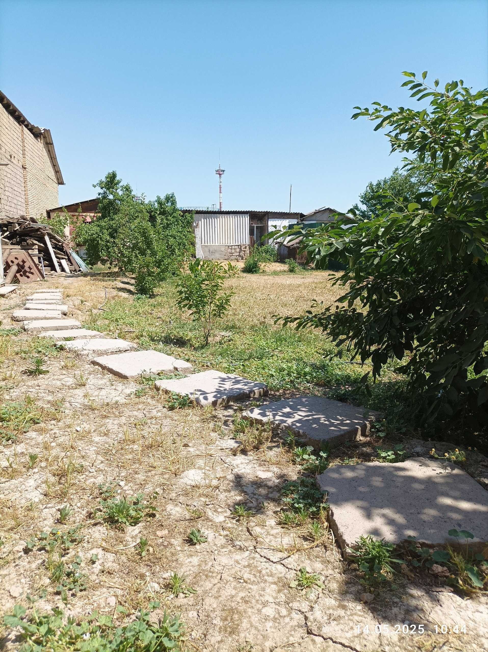 ул.Кумарык Аэропорт-2 участок 5 соток фасад 12 м можно под слад