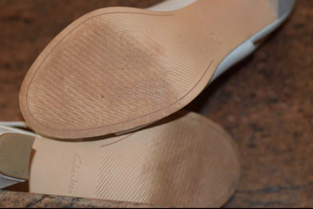 Sandale cu toc CLARKS