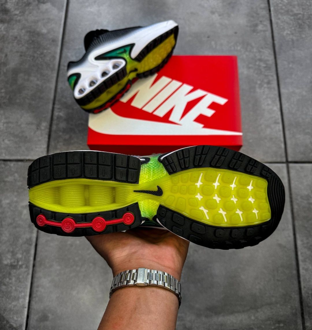 Nike DN ' White/Black/Neon мъжки маратонки