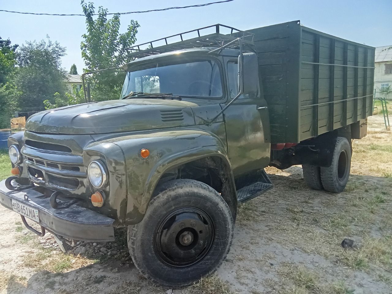 Zil 130 boʻrtli ten