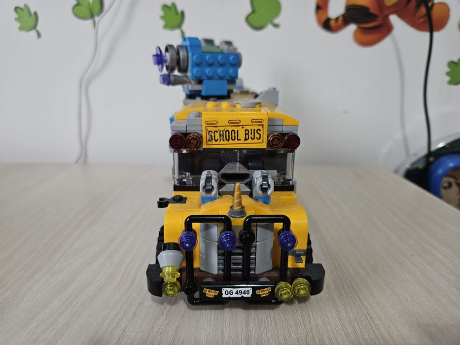 Lego autobuz scolar