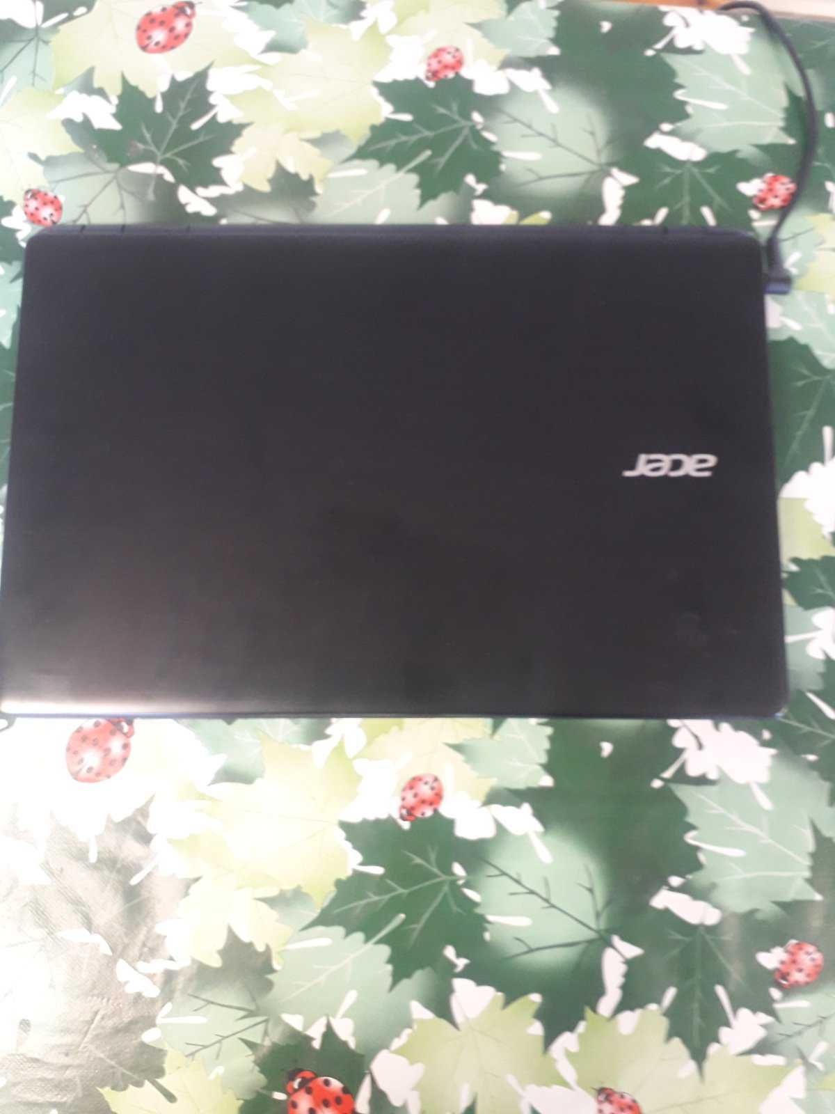 Лаптоп ACER E5-572G-72FX