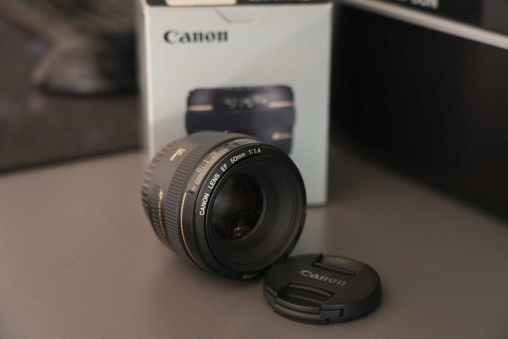 50 MM f 1.4 Canon obiktiv sotiladi