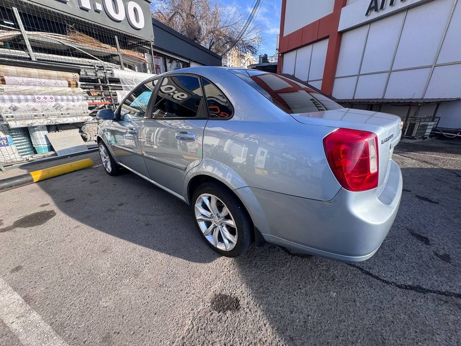 Ласетти 1.6 авт Lasetti 1.6