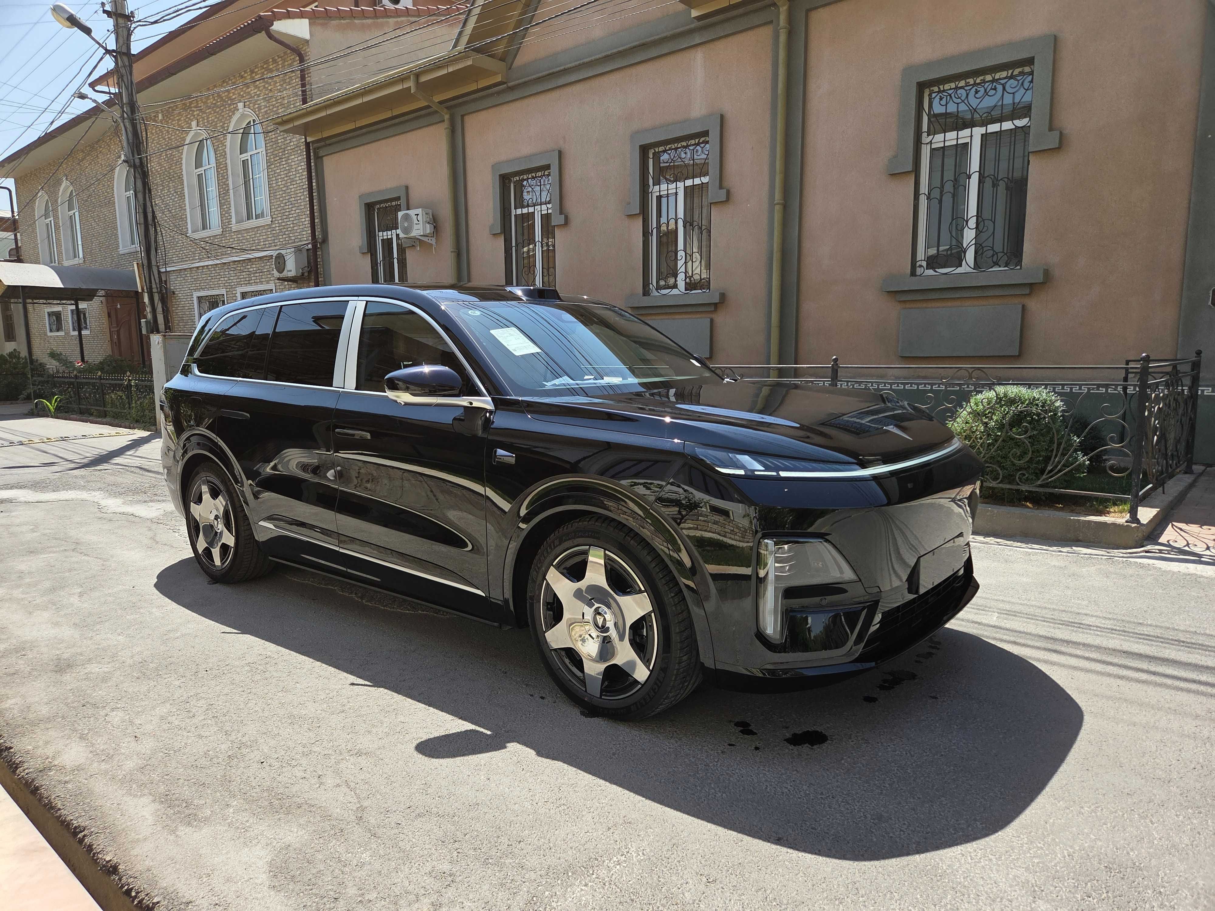 Deepal S09 4wd Ultra + 2025/08 eng Fulli