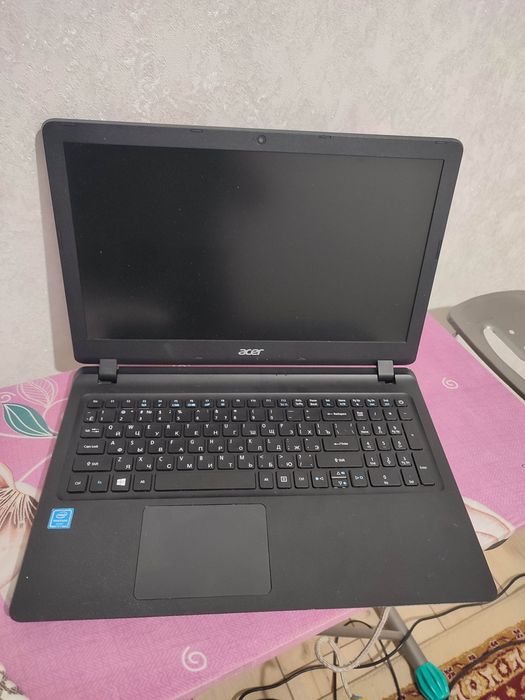 Ноутбук Асеr Pentium N3710