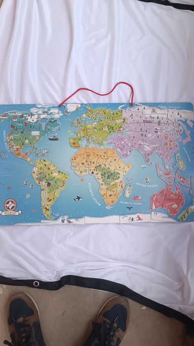 Голяма детска карта на света – образователен пъзел/магнити
