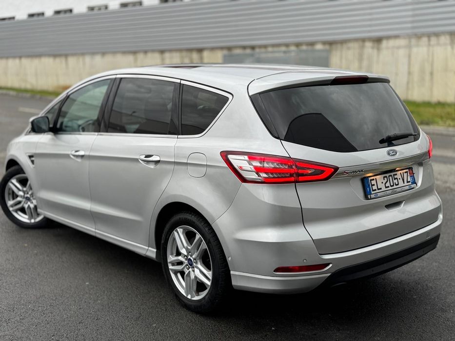 Ford s- max  an 2017