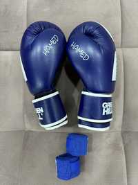 Боксерский перчатка