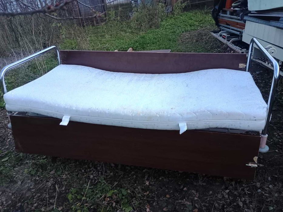 38 paturi electrice medicale /spital cu telecomanda 38 saltele/2 targi