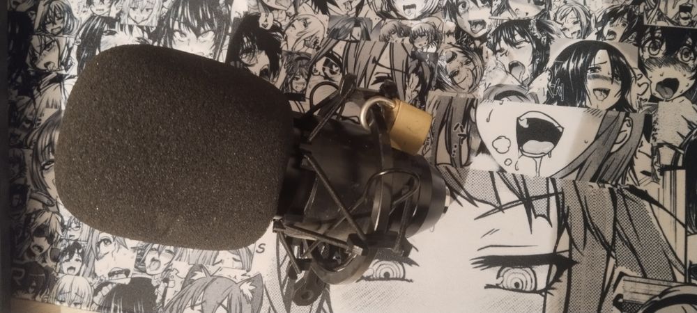 Студийный микрофон