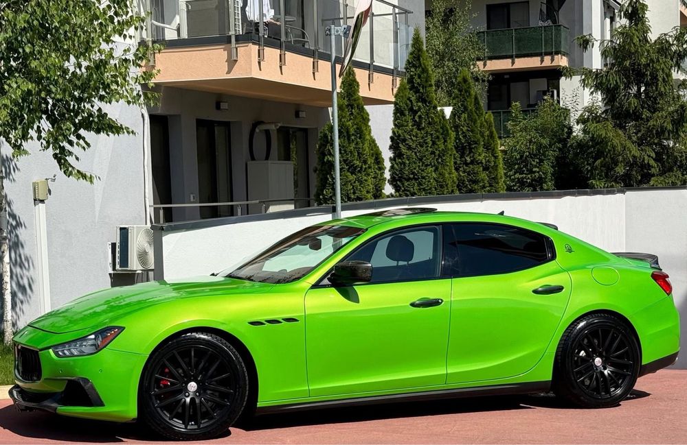 Maserati ghibli 3.0i bi-turbo 450cp 4x4 sq4 variante