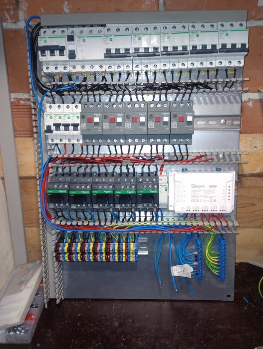 Ел.табла за басейни  фонтани и други