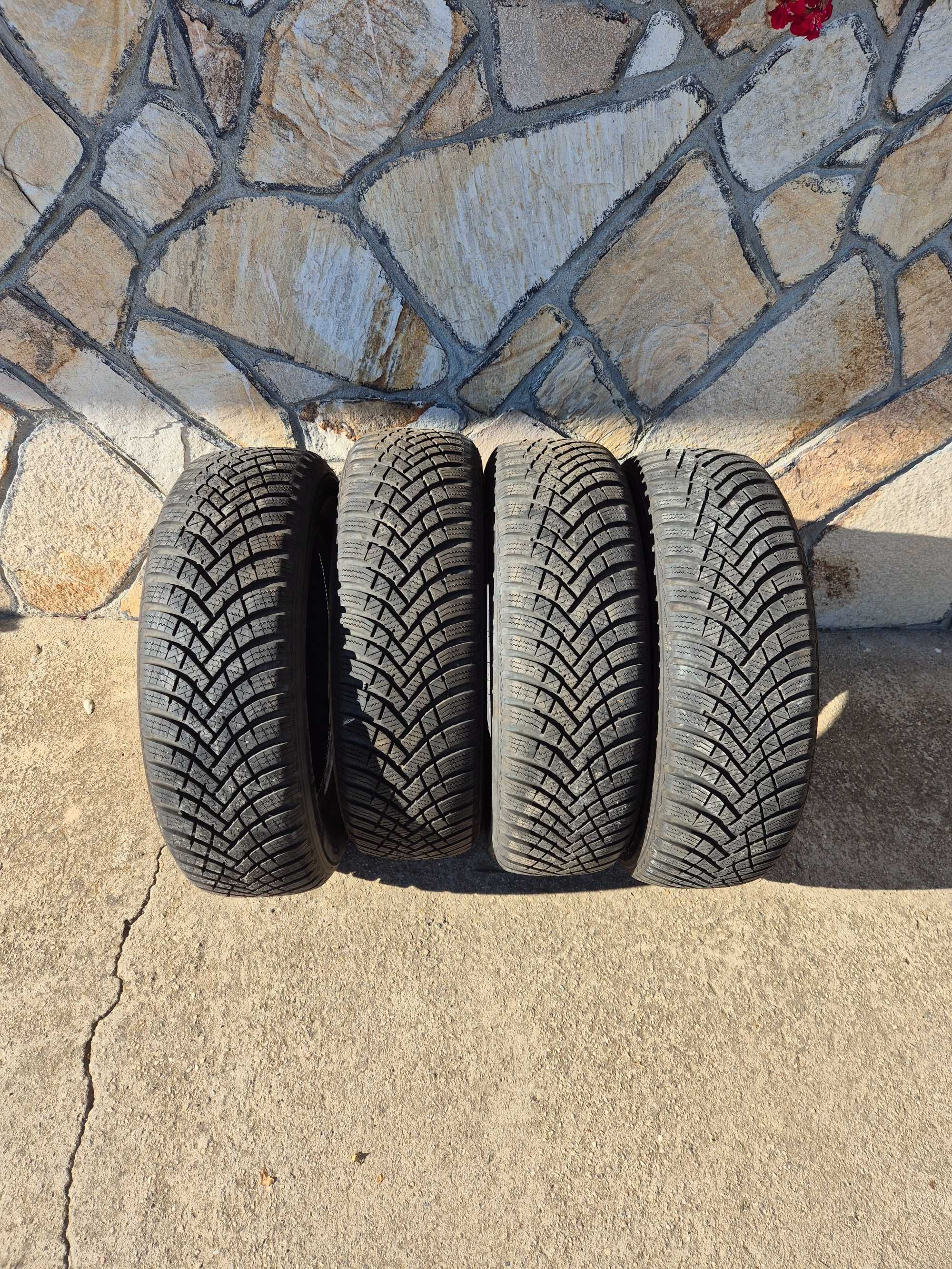 4бр. Зимни Гуми: HANKOOK ICEPT RS-3 (W-462) XL, 185/60 R15, 88T, DOT22