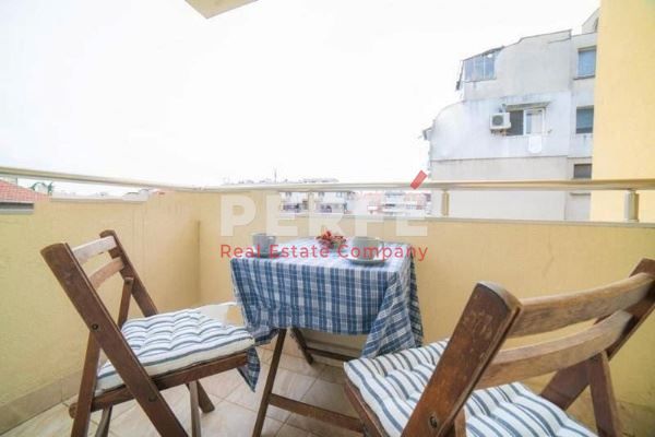 Дава се под наем Двустаен апартамент в Бургас, Възраждане - 65 кв.м за 663 € - Снимка #7