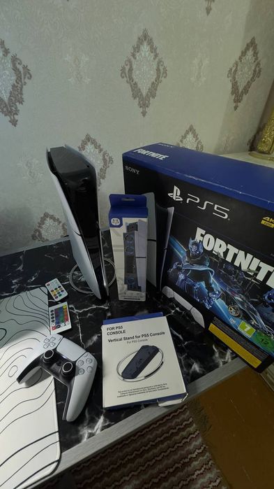 Playstation 5 slim 1tb PS5