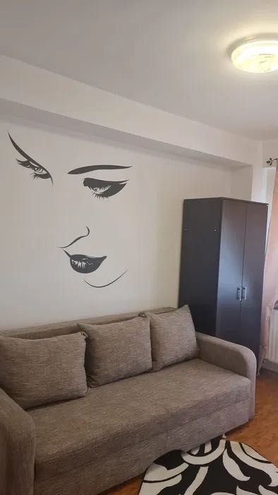 Canapea extensibila în stare foarte bună