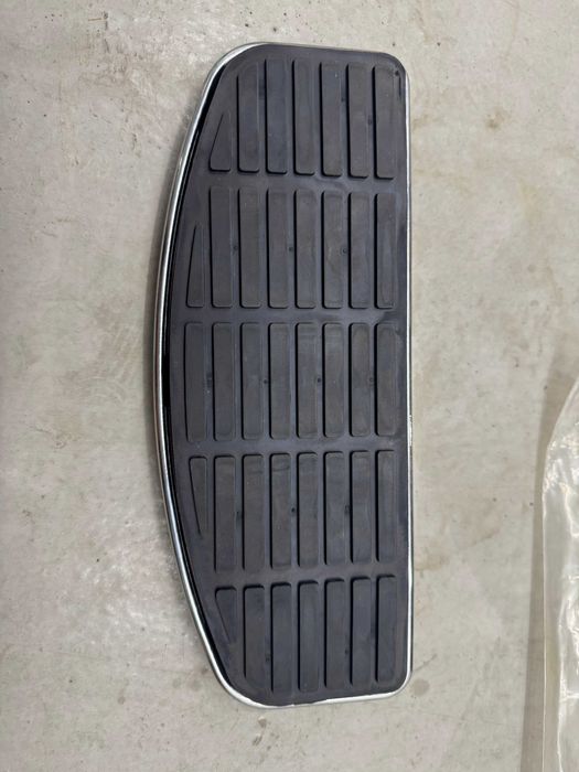 Степенка за Harley Davidson Софтейл оригинална, нова